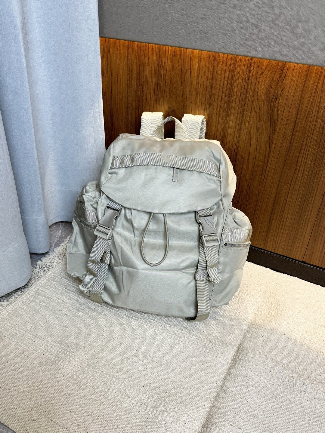 Women's Large Capacity Cover Waterproof Fabric Simple Couple Leisure Backpack