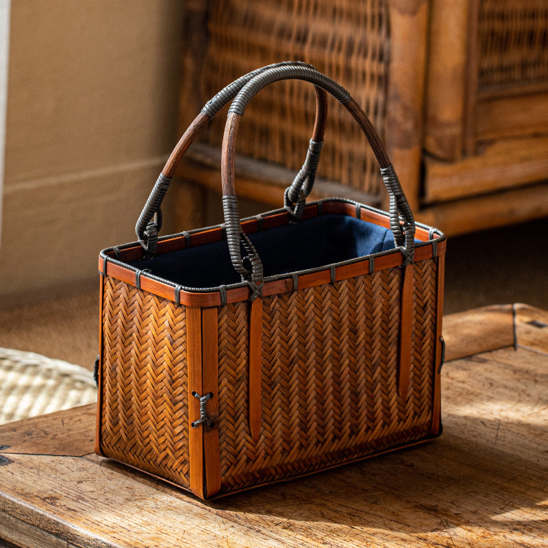 Women's Zen Tea Gown Basket Art Set Women's Handbag
