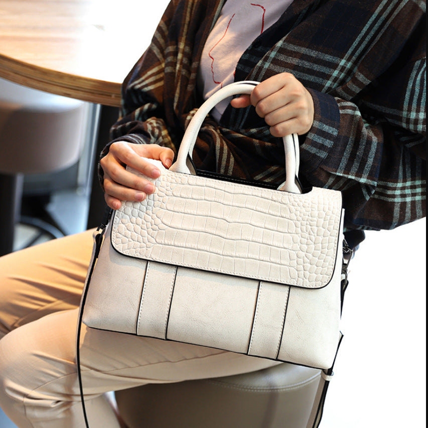 Female Popular Large Capacity Genuine Leather Women's Shoulder Bag
