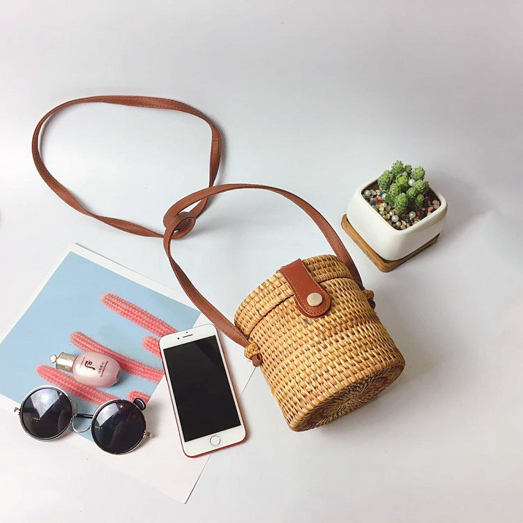 Women's Retro Round Handmade Autumn Rattan Plaited Hollow Bags