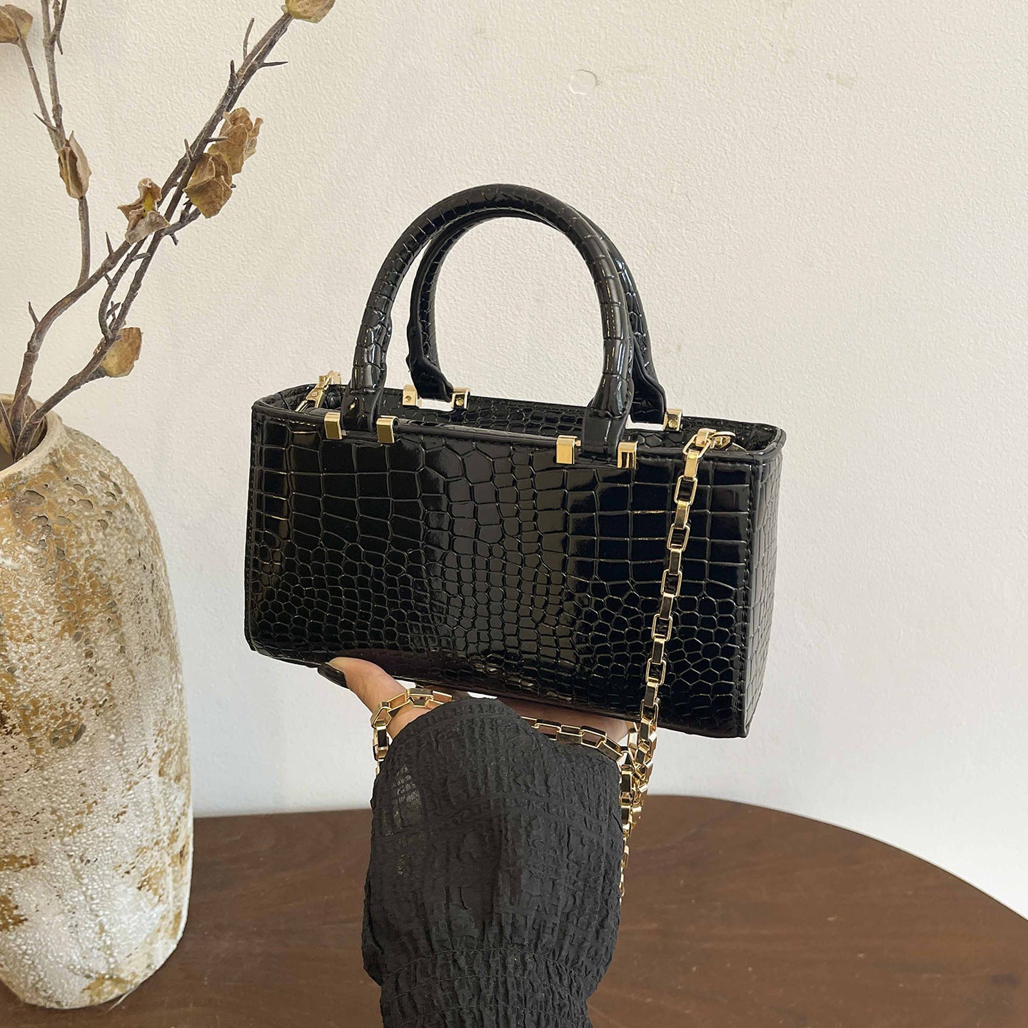 Women's Spanish Magneta Texture Advanced Mini Small Square Bags