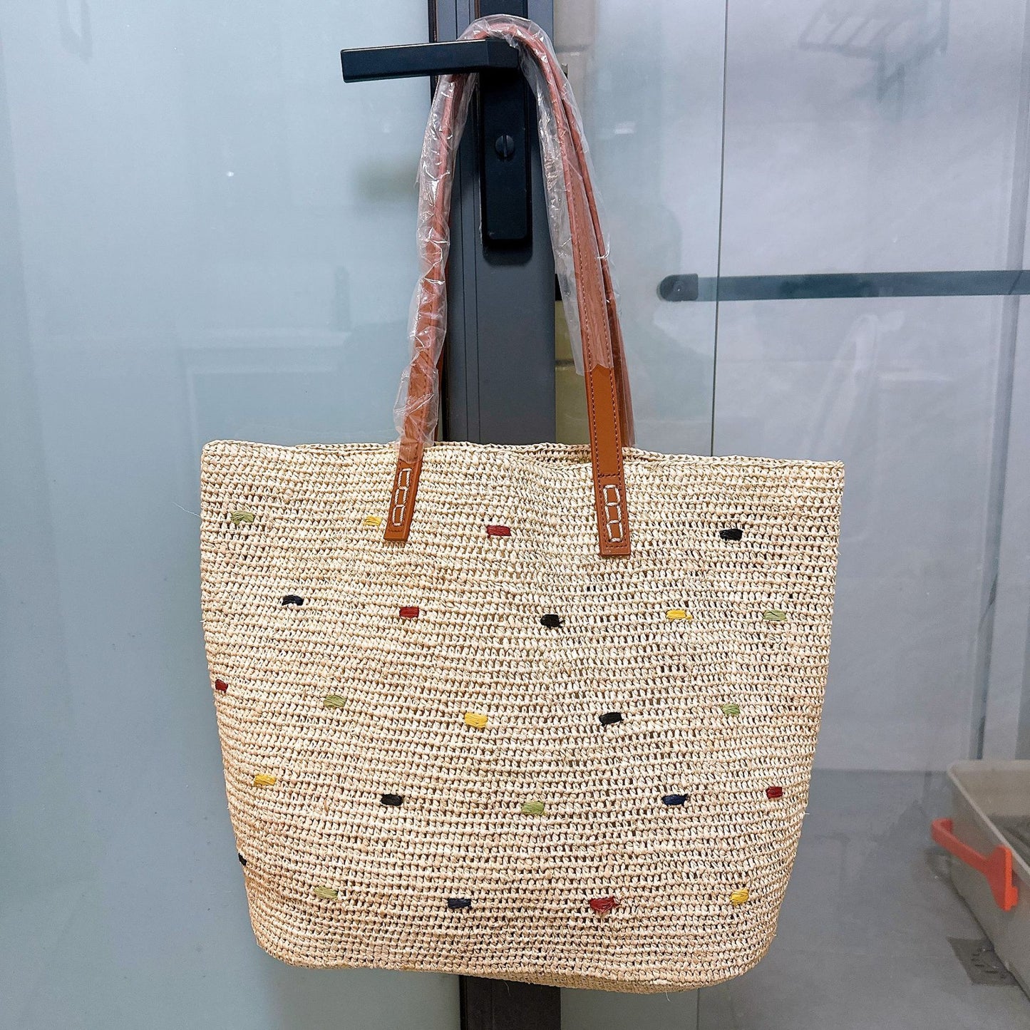 Women's Style Hand Crocheting Raffia Stitching Leather Strap Woven Seaside Women's Shoulder Bag