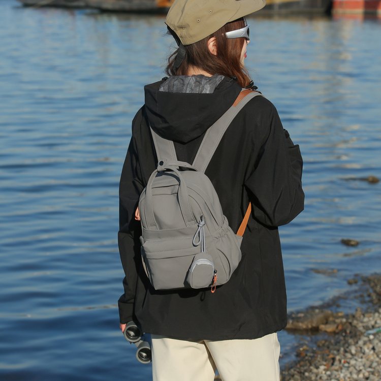 Women's Fashion Simple Texture Solid Color Commute Leisure Backpack