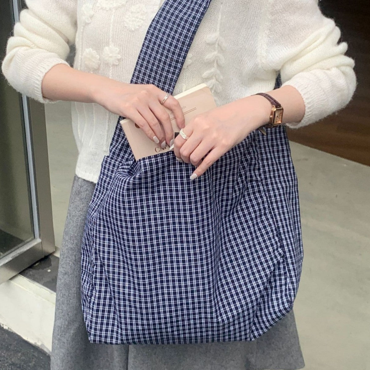 Women's Cotton Linen Plaid Lazy Relaxed Feeling Lightweight Women's Shoulder Bag
