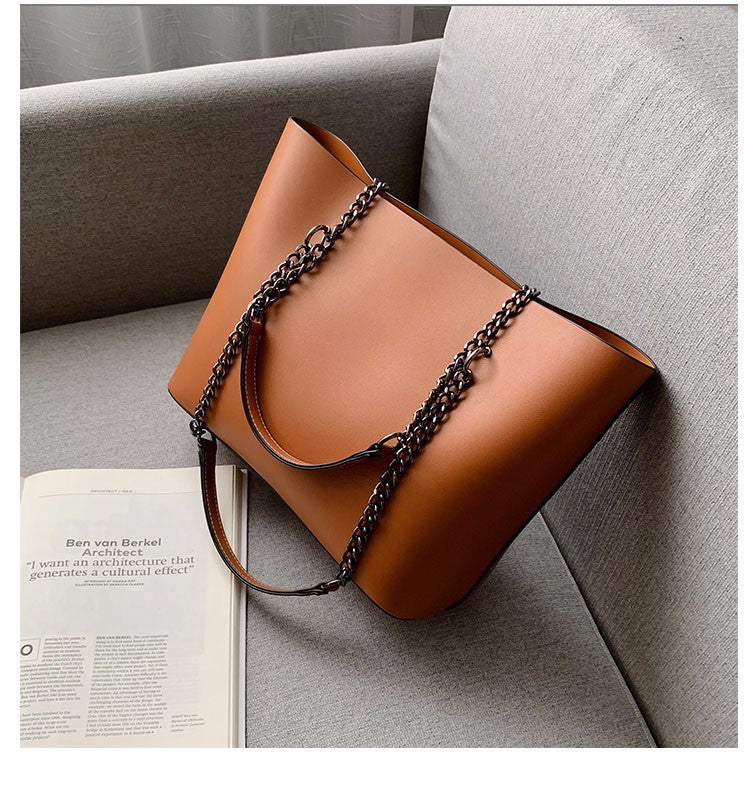 Women's Retro Simple Elegant Large Capacity Portable Bags