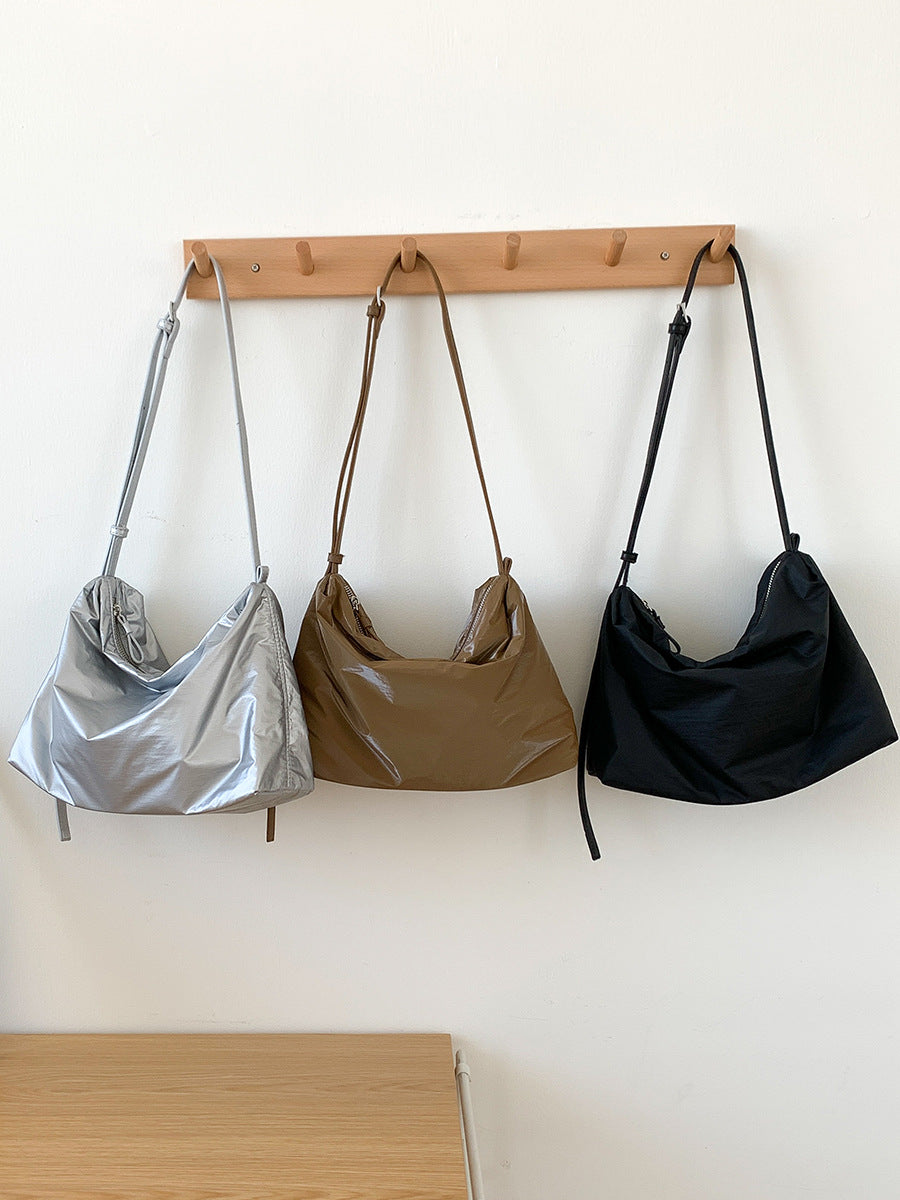 Women's Korean Style Simple Lightweight Nylon Versatile Personality Large Capacity Women's Messenger Bag