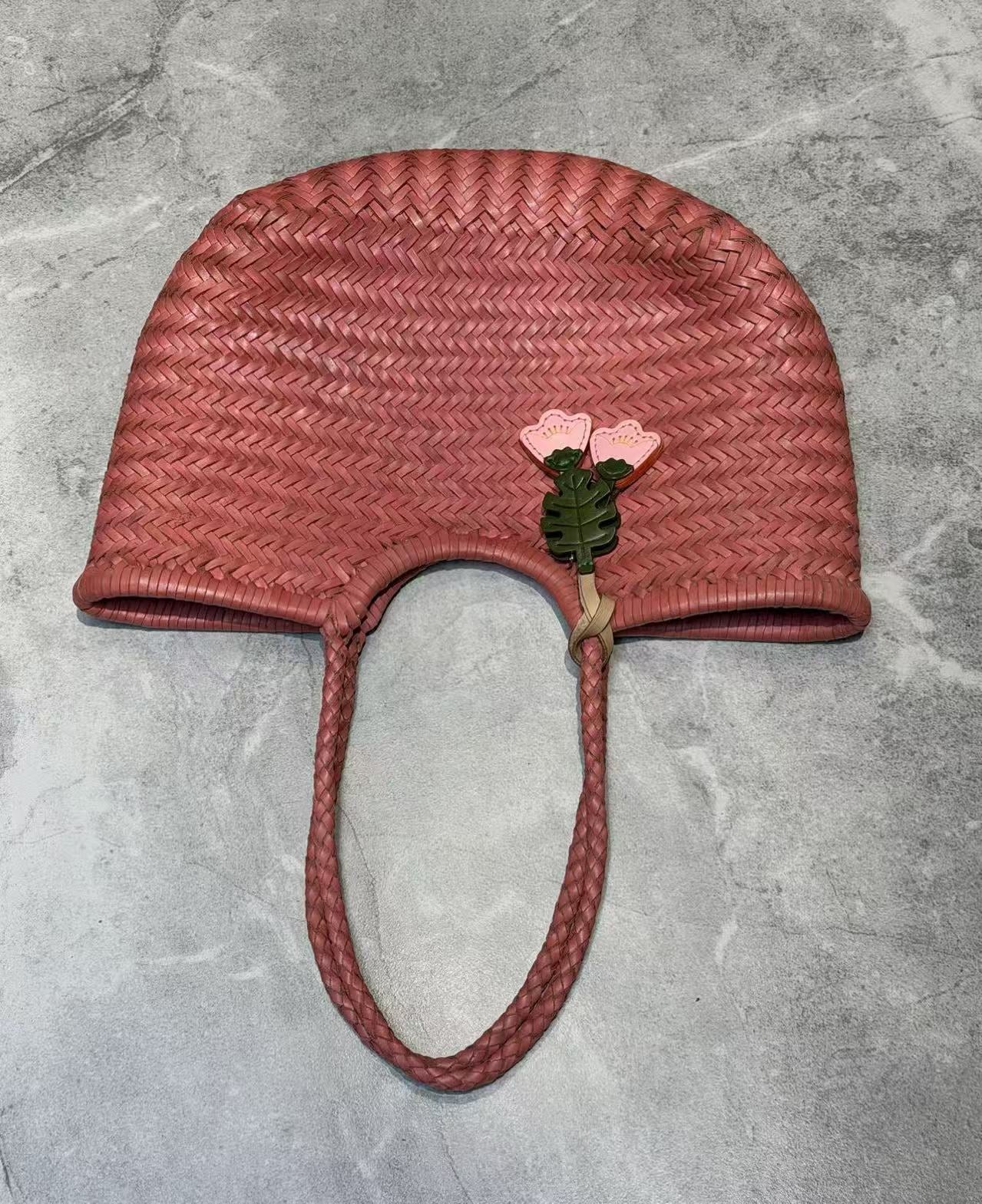 Women's First Layer Cowhide Curved Woven Genuine Leather French Vegetable Women's Shoulder Bag