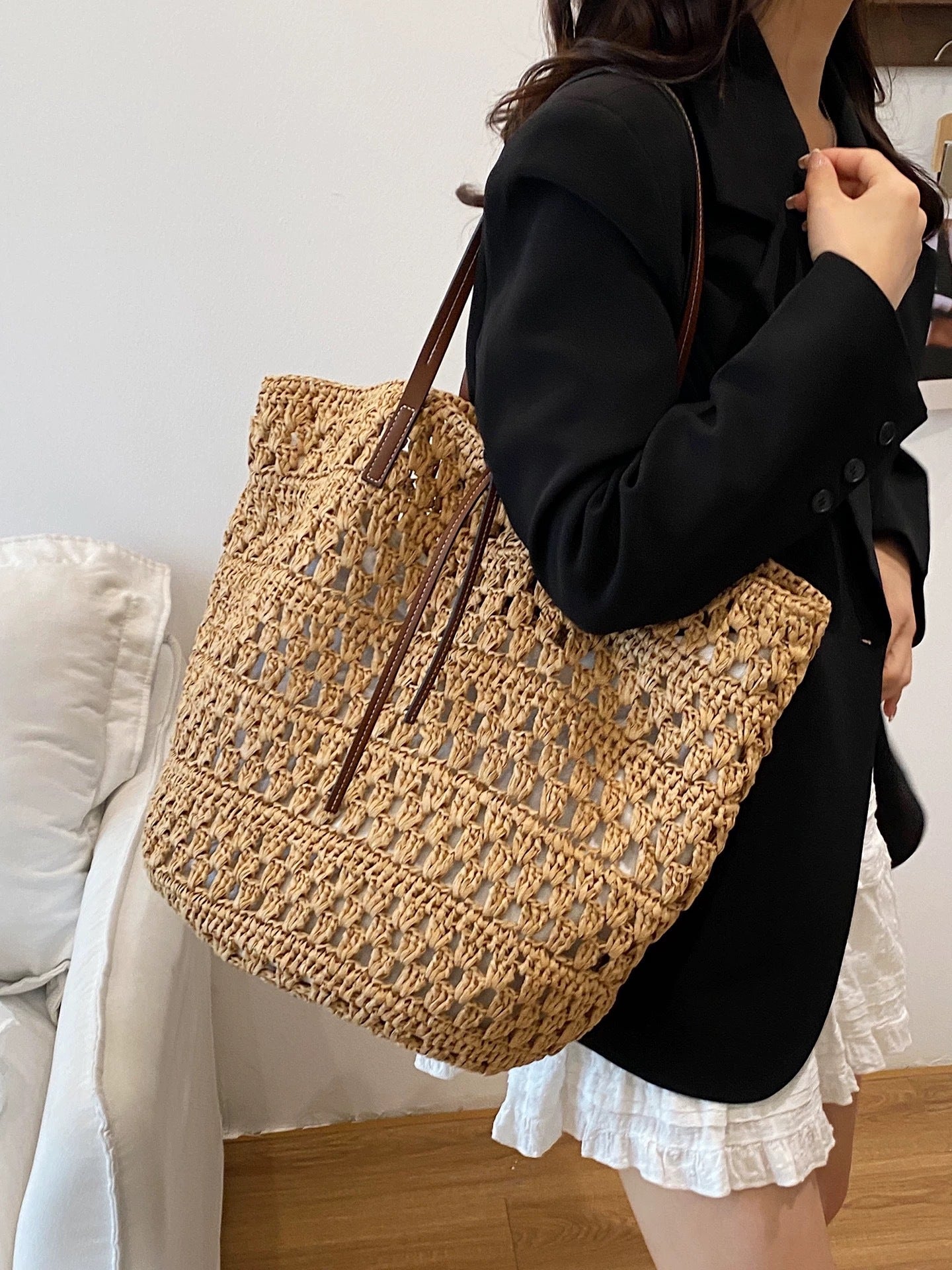 Large Capacity Hollow Woven Straw One Commuter Seaside Women's Shoulder Bag