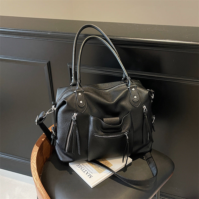 Women's Large Capacity Retro Commuter Fashion Portable Bags