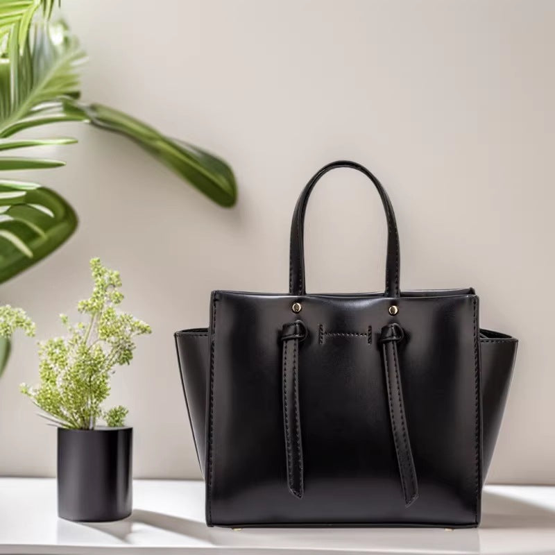 Wings Style Large Capacity Fashion Versatile Women's Messenger Bag