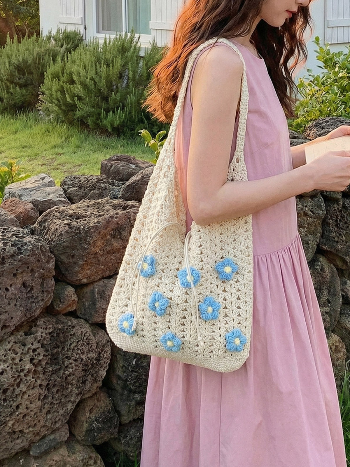Women's Feeling Large Capacity Woven Summer Flower Pastoral Style Fresh Shoulder Bags
