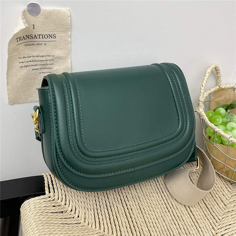 Women's Simple Fashion Flip Saddle Gu Small Square Bags