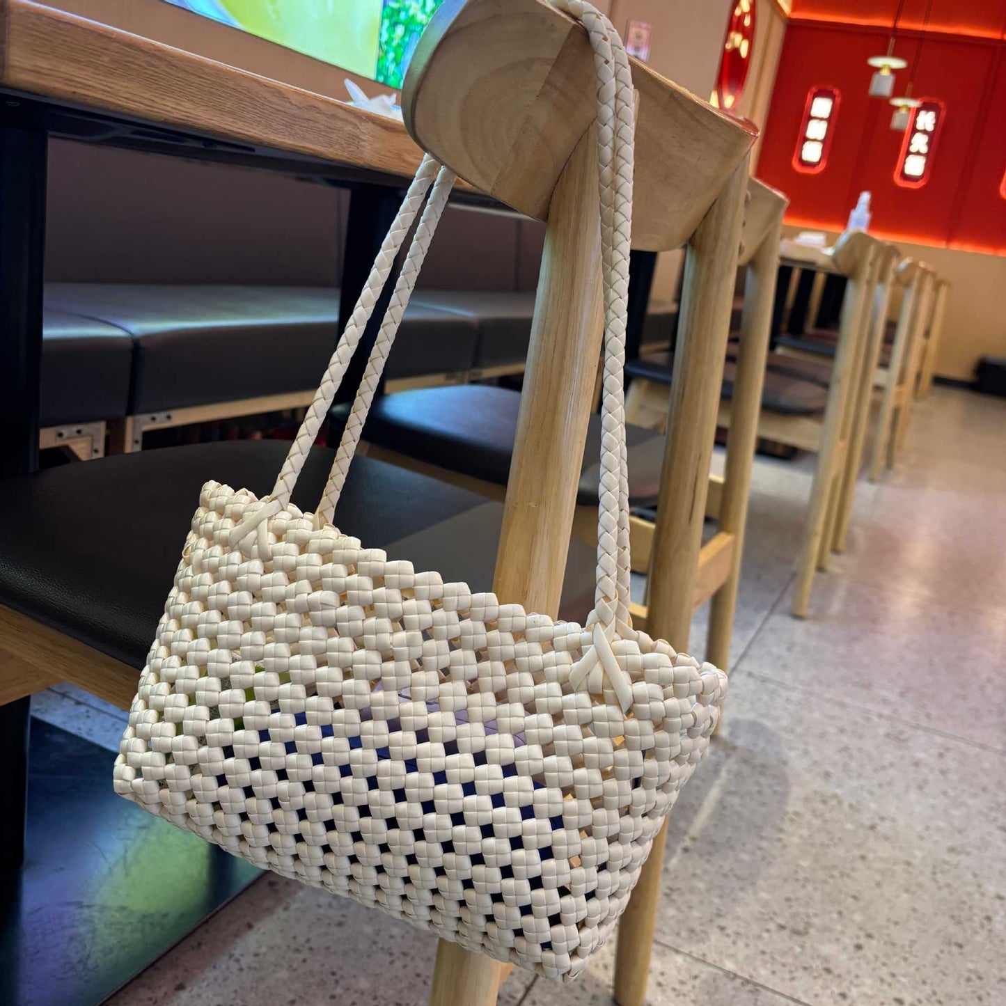 Plastic Woven Finished Korean Simple Seaside Holiday Niche Vegetable Women's Handbag