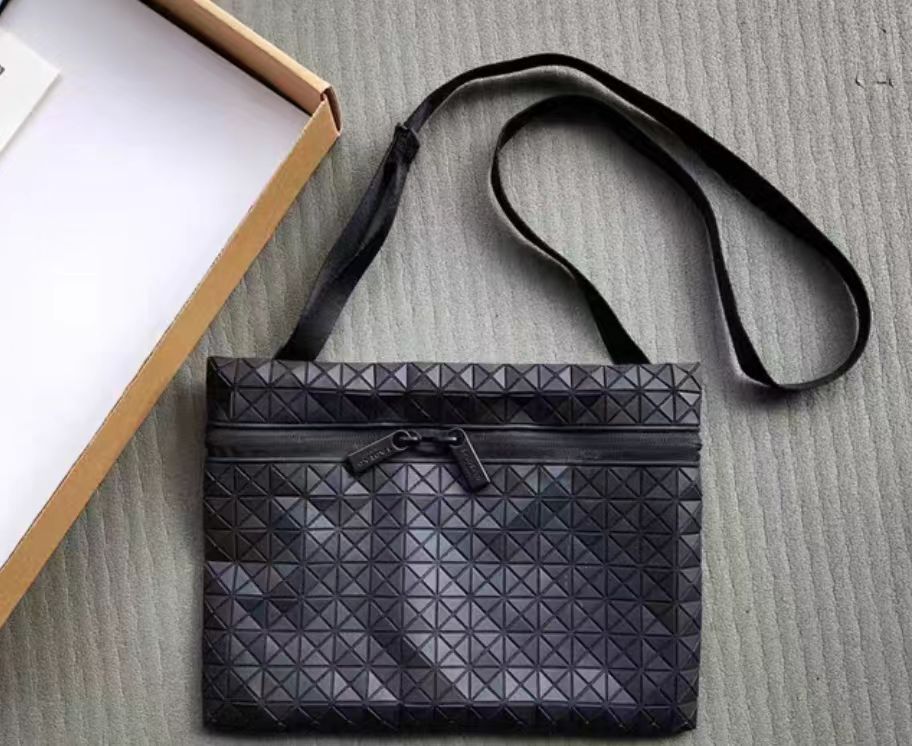 Women's Geometric Diamond Fashion Silicone Portable Plaid Women's Messenger Bag