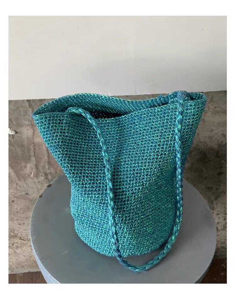 Elegant Design Versatile Hand-woven Commuter Underarm Women's Shoulder Bag