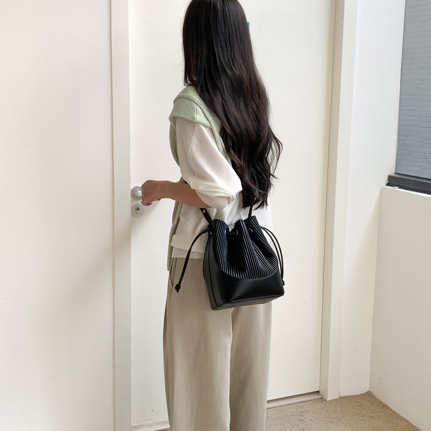 Women's High-grade Drawstring Stitching Design Korean Style Shoulder Bags
