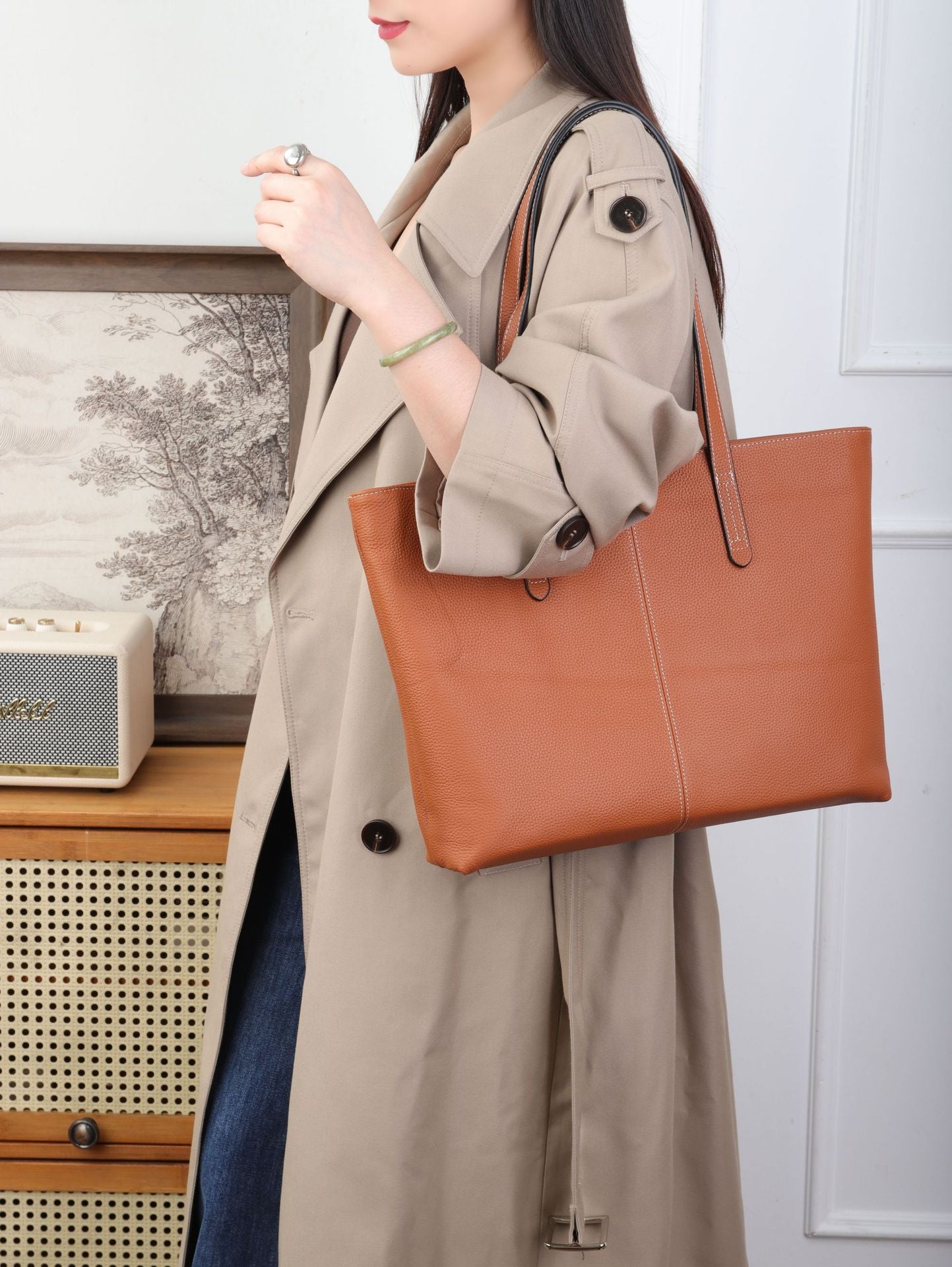 Women's Layer Leather Large Capacity Totes Simple Shopping Computer Women's Shoulder Bag