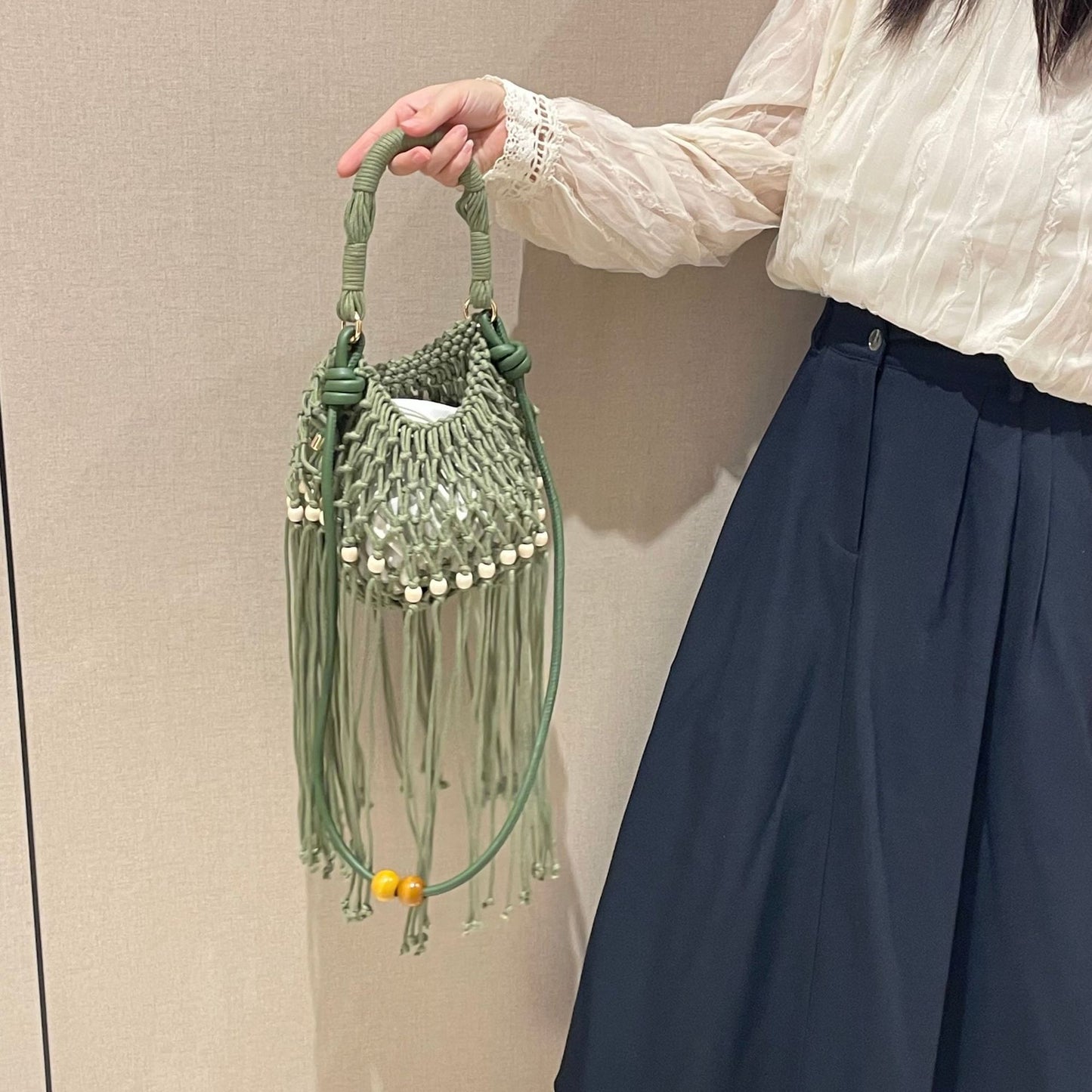 Women's Retro Tassel Large Capacity Versatile Beach Good-looking Women's Handbag
