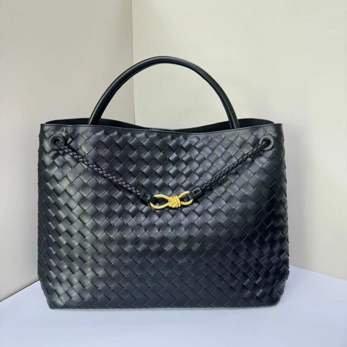Women's Bow Metal Cord Fastener Woven Genuine Leather Bags
