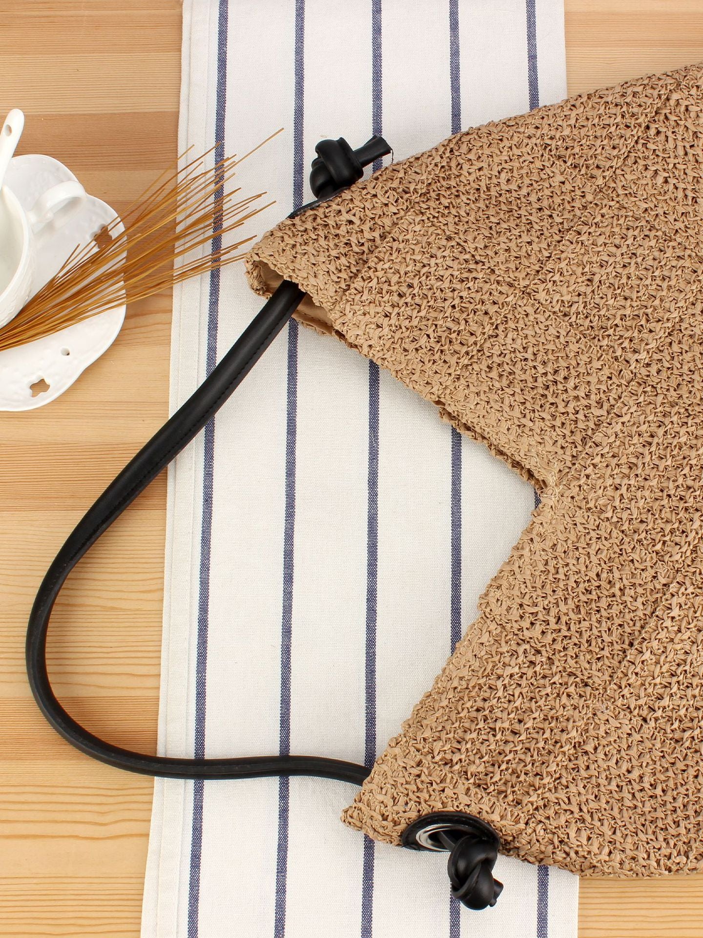 Women's Sense Hand-woven Large Capacity Totes Vacation Bags