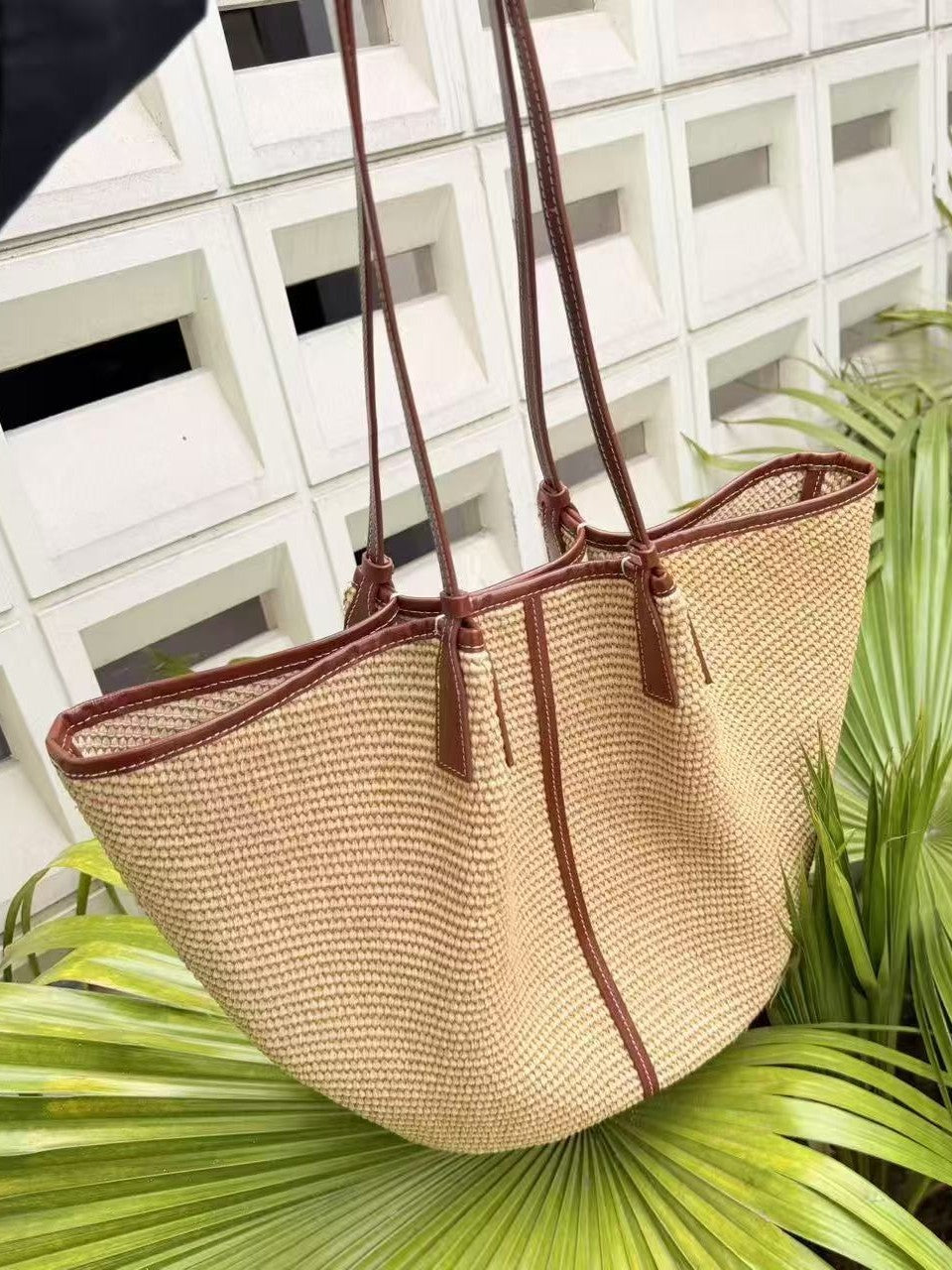 Women's Capacity Portable Seaside Vacation Beach Woven Women's Leather Bag