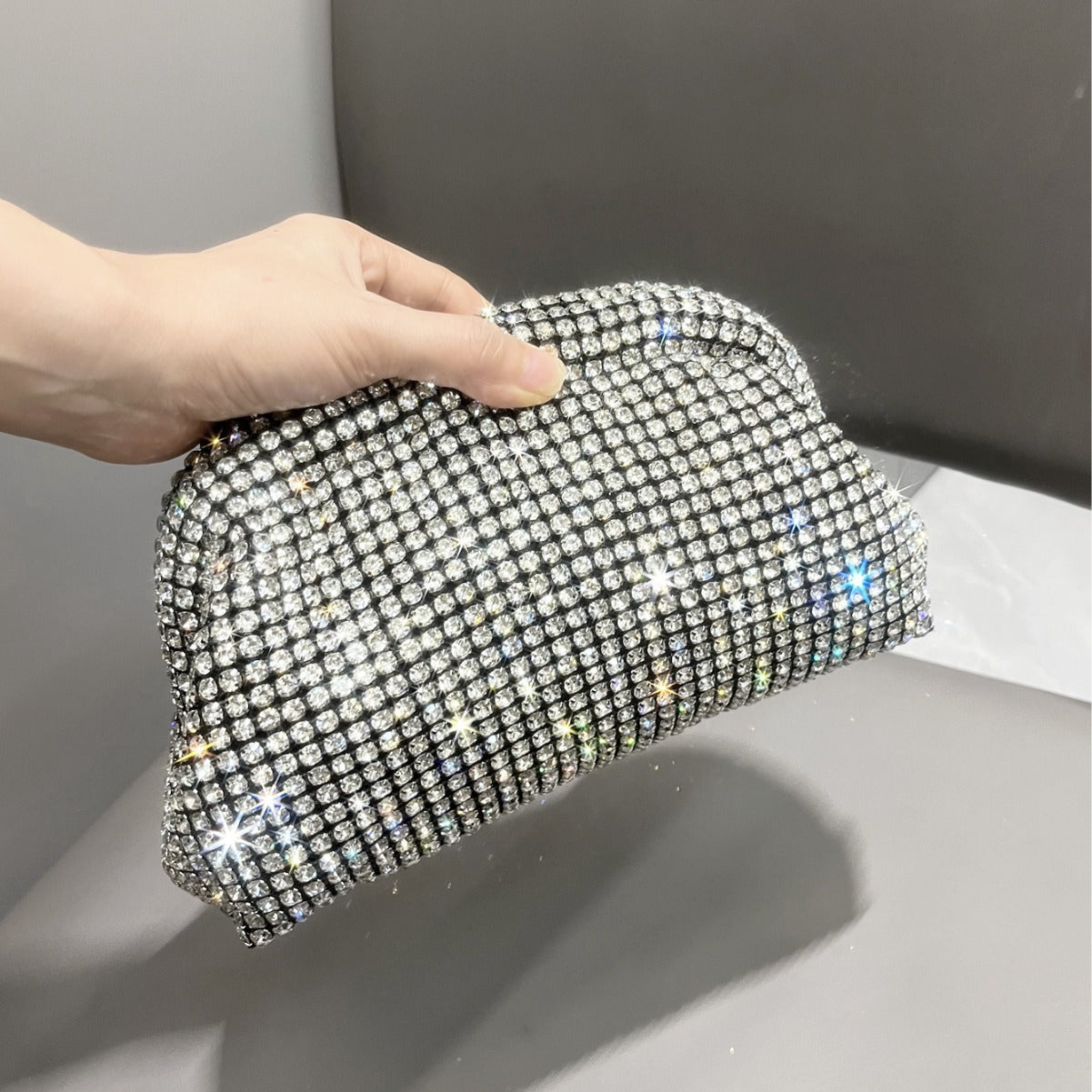 Women's Shiny Rhinestone Clutch Designer Chain Clip Dinner Bag