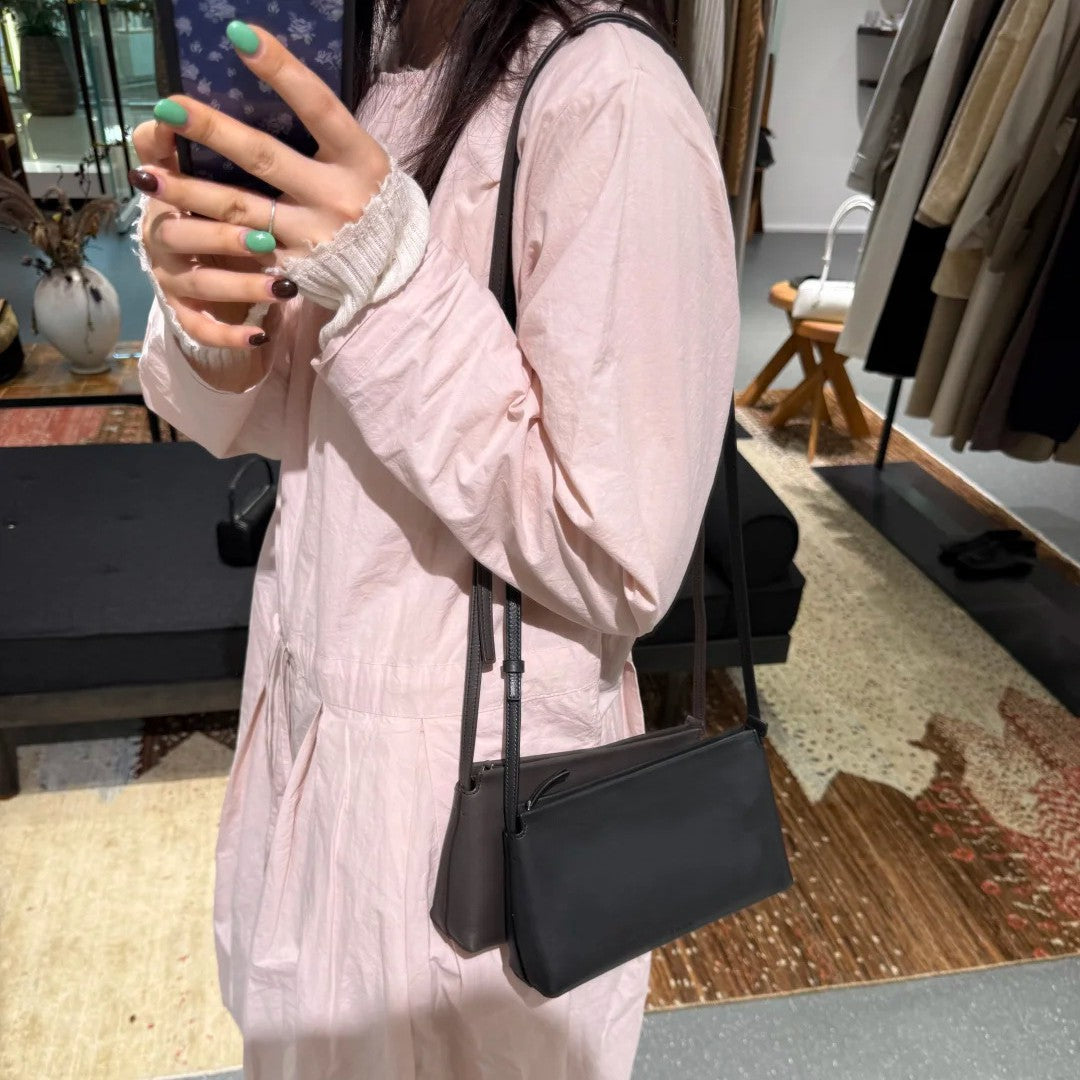 Niche Style Top Layer Cowhide Envelope Women's Messenger Bag