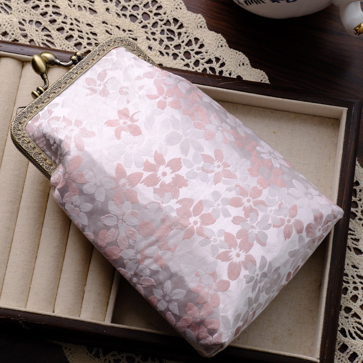 Finished Ancient Style Female Vertical Mobile Retro Tassel Frame Women's Handbag