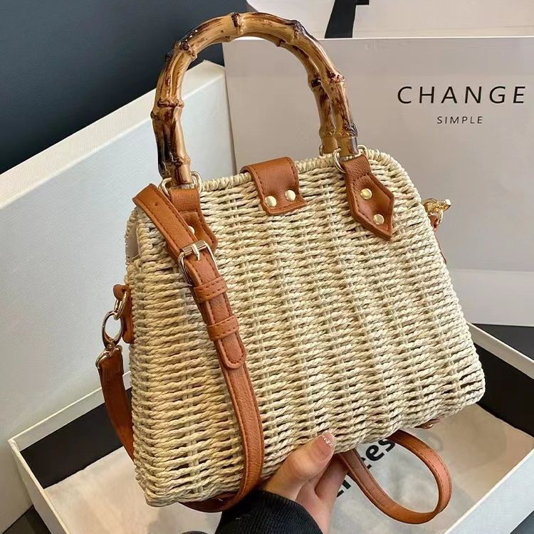 Women's Pastoral Style Straw Woven Summer Retro Portable Bamboo Handle