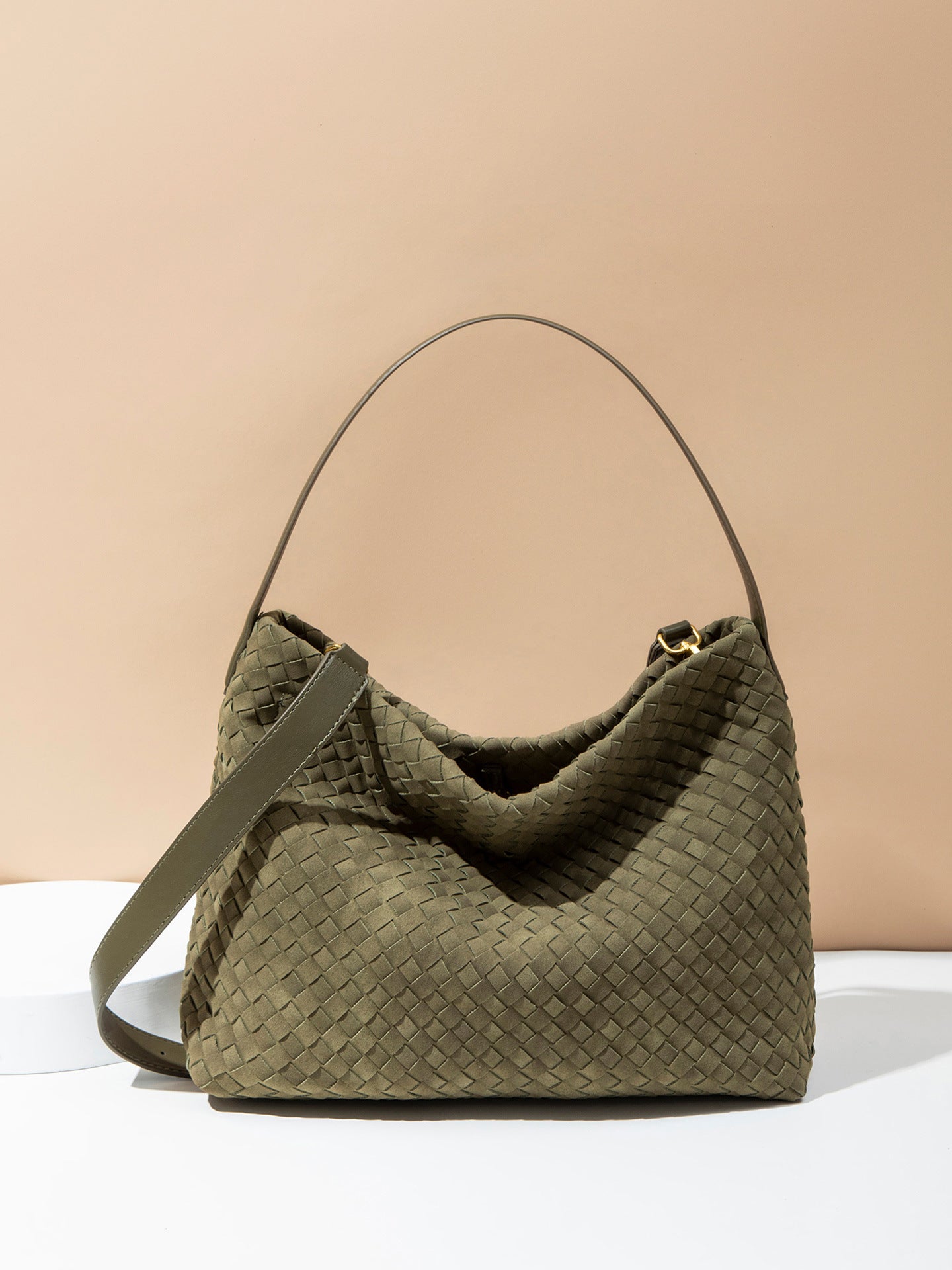Women's Handmade Woven Fashionable Large Capacity Women's Shoulder Bag