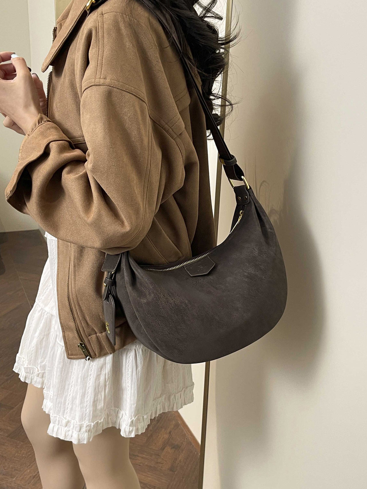 Women's Wide Strap Retro Dumpling Advanced Texture Bags