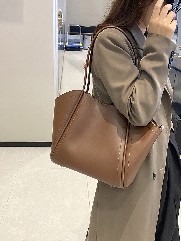 Women's Large Capacity Totes Niche Cowhide Wings Style Women's Shoulder Bag