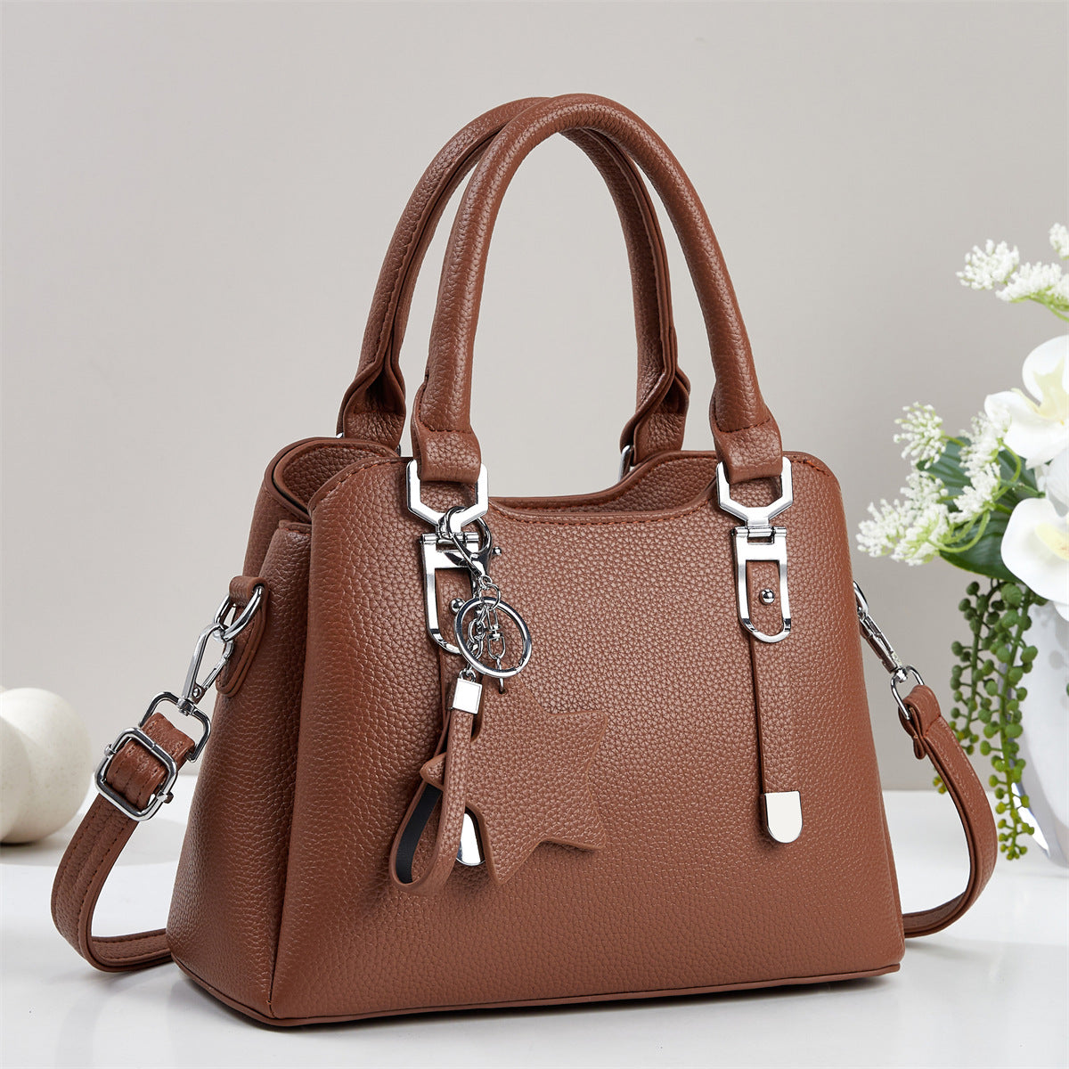 Women's Fashion Retro Super Large Capacity Bags