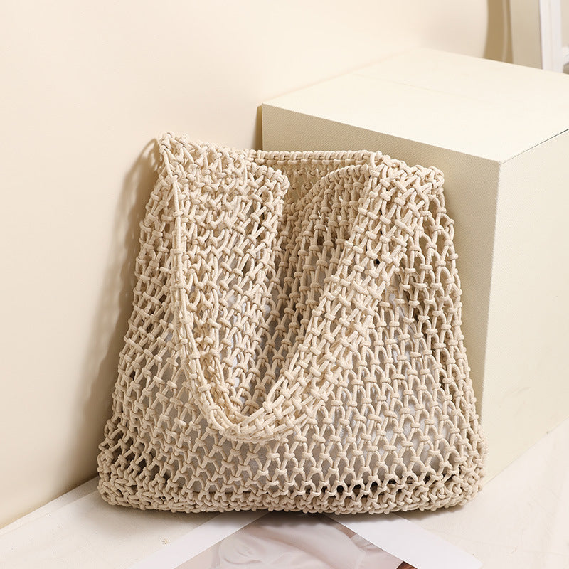 One Woven Leisure Hollow Large Capacity Straw Seaside Vacation Women's Shoulder Bag