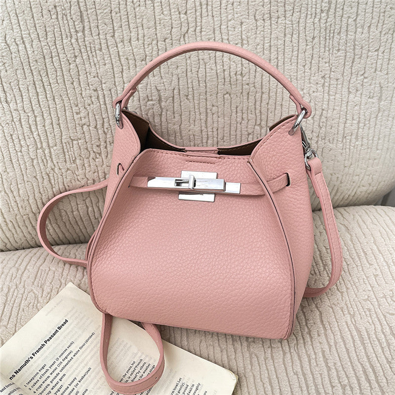 Women's Niche High-grade Versatile Fashion Retro Capacity Shoulder Bags