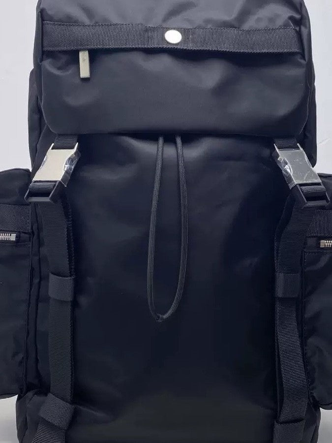 Trendy Couple Large Capacity Waterproof Commuter Bags
