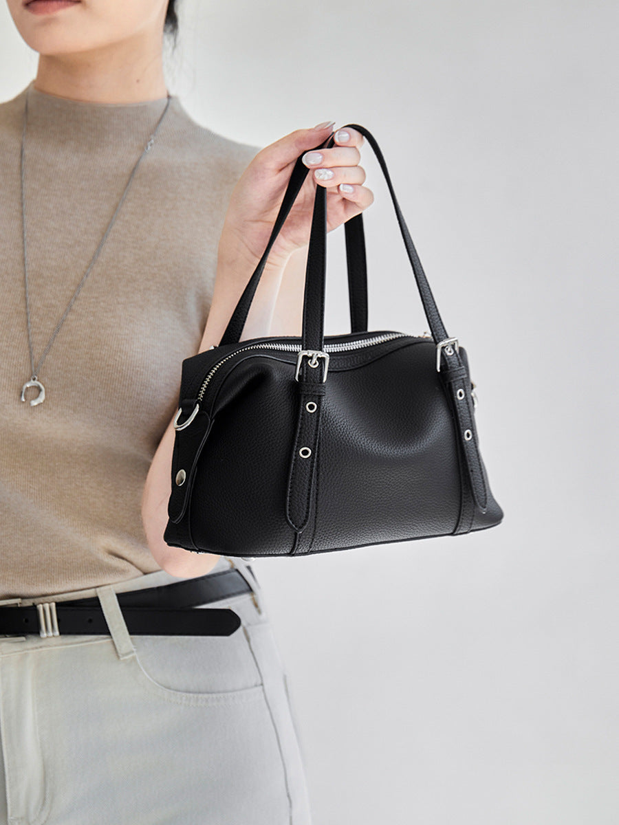 Women's Layer Cowhide Commuter High-grade Genuine Leather Women's Messenger Bag