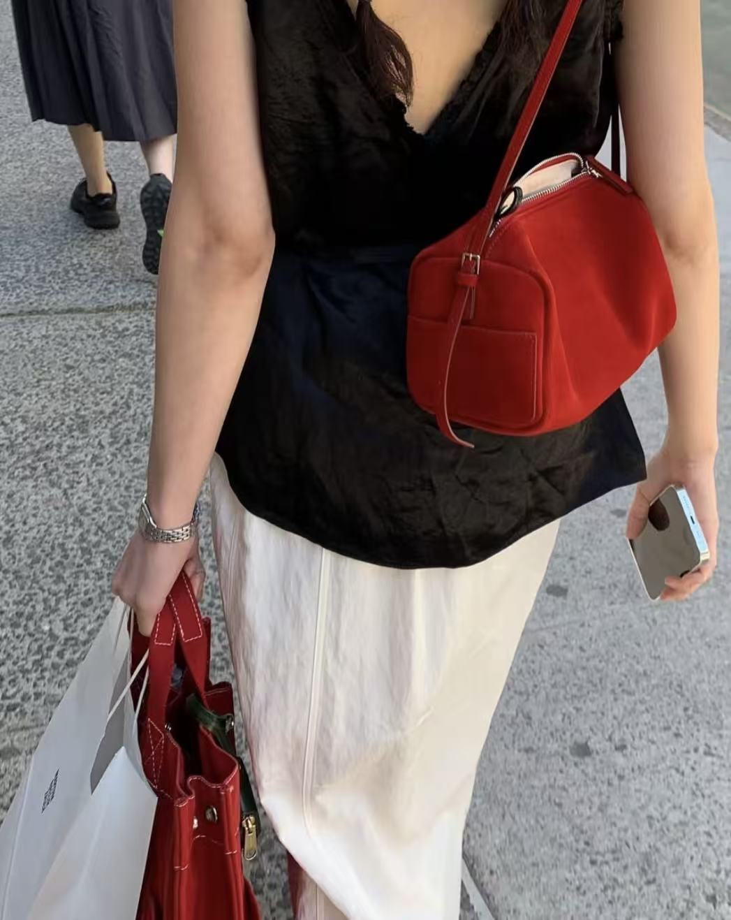 Niche Pillow Pen Minimalist Portable Underarm Commuter Women's Shoulder Bag