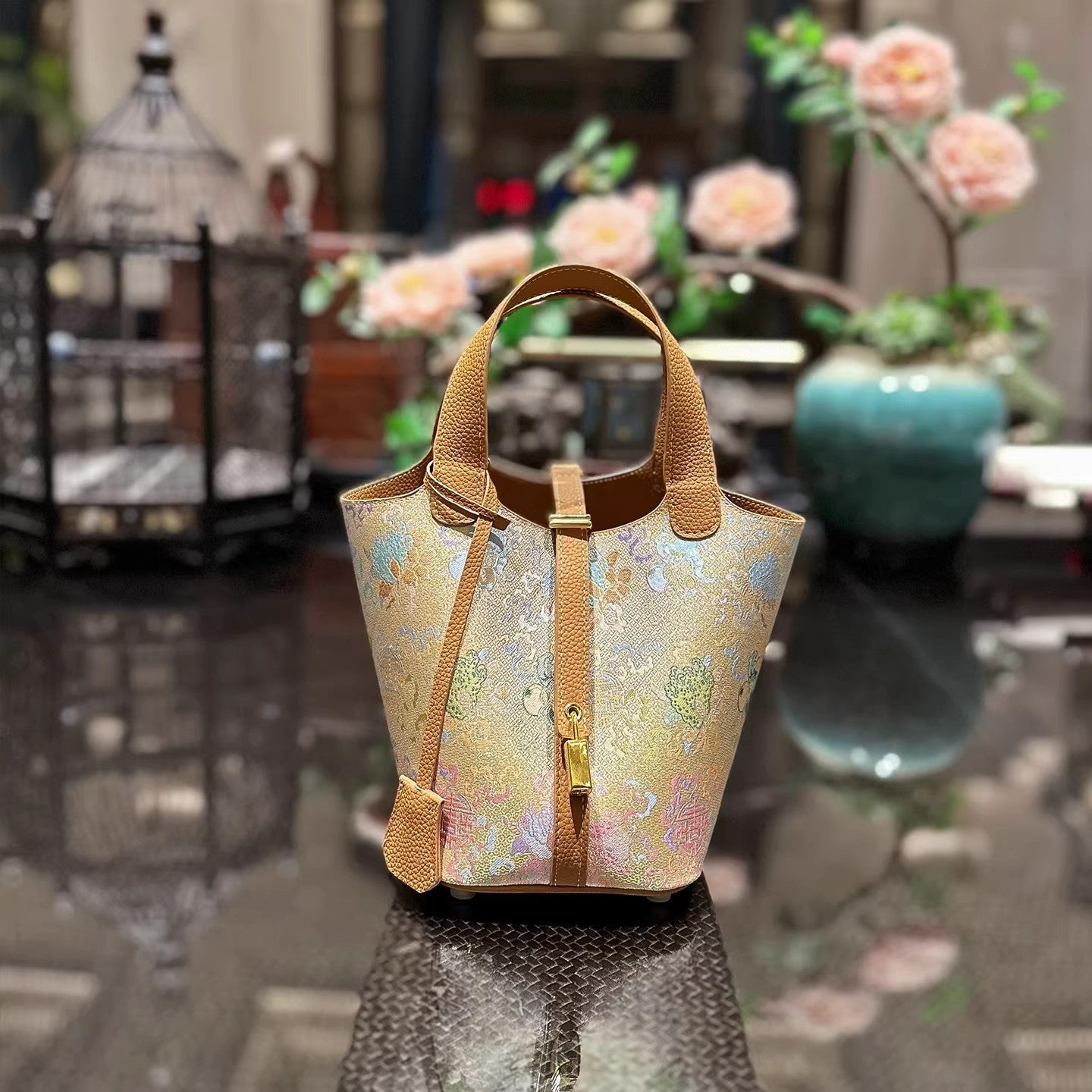Women's Song Dynasty Brocade Light Luxury Western Style Vegetable Bucket Bags