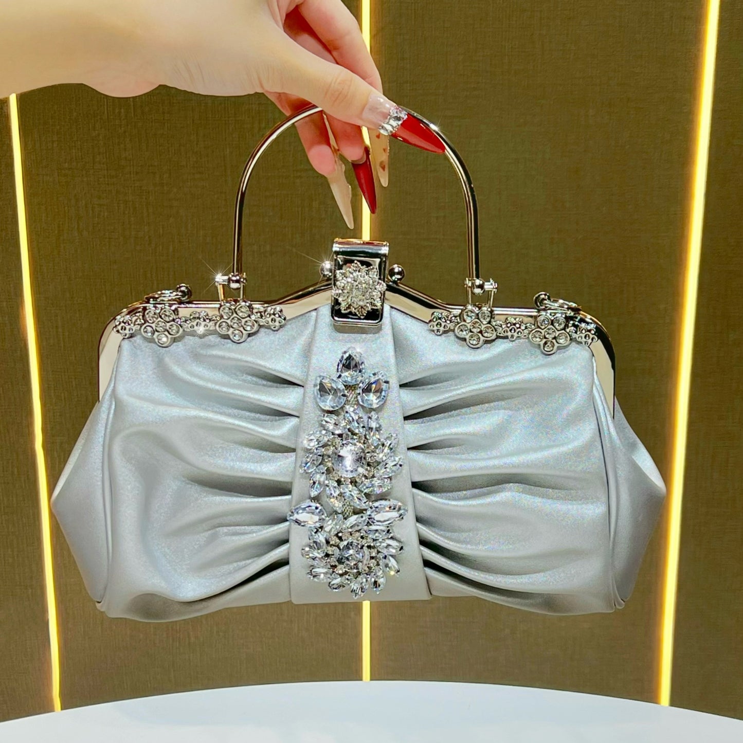 Women's Luxury Party With Diamonds Hand Elegant Dinner Bag