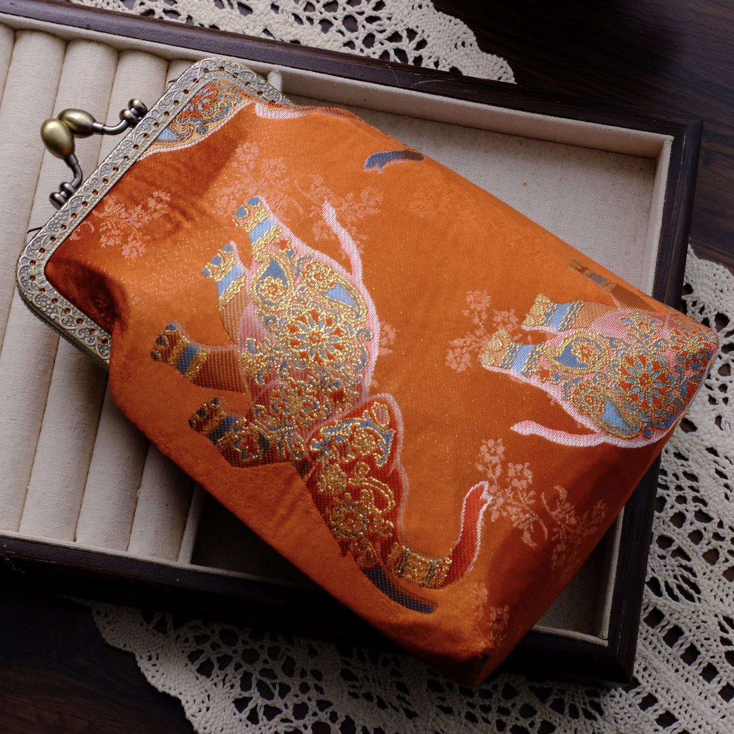 Finished Ancient Style Female Vertical Mobile Retro Tassel Frame Women's Handbag