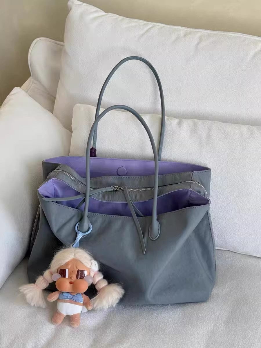 Niche Contrast Color Light Nylon Large Women's Shoulder Bag