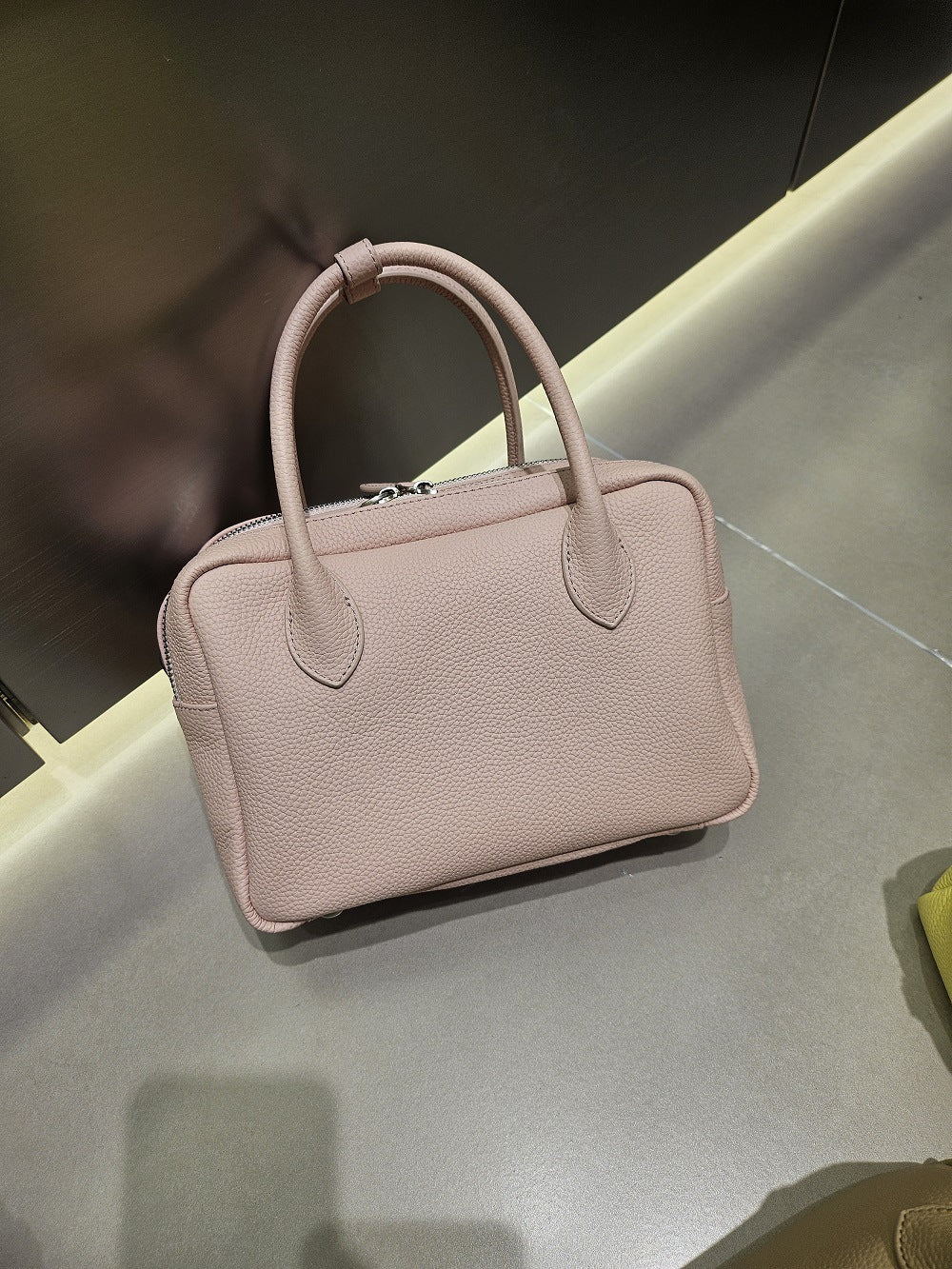 Women's Simple First Layer Cowhide Wide Strap Women's Leather Bag
