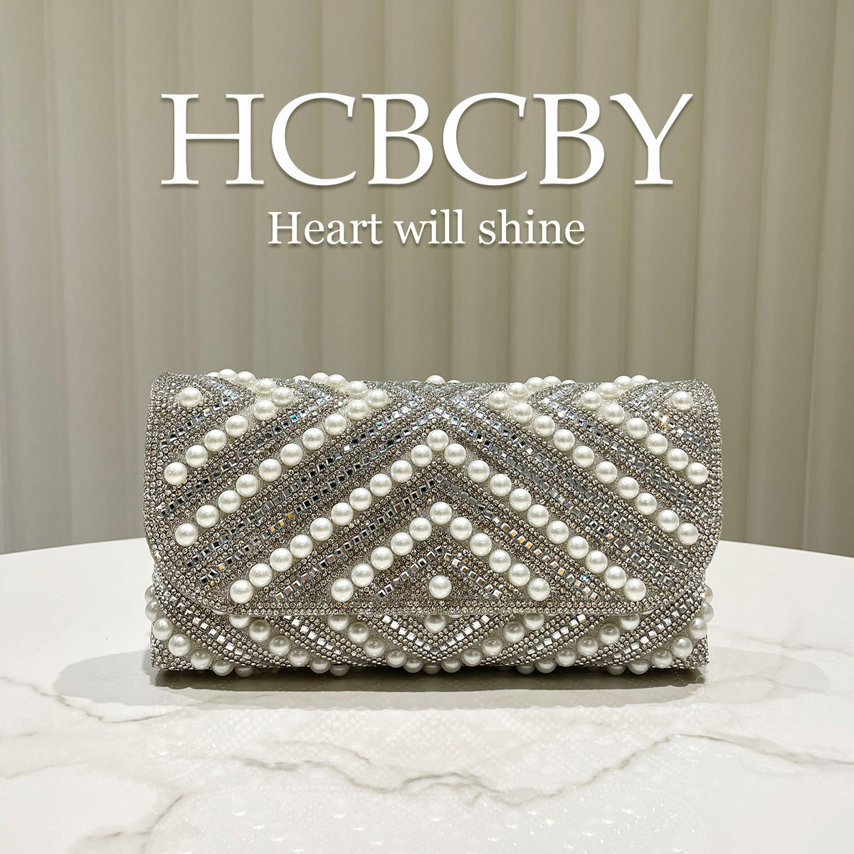 Women's Glitter Beaded Decoration Envelope Gorgeous Fashionable Elegant Dinner Bag