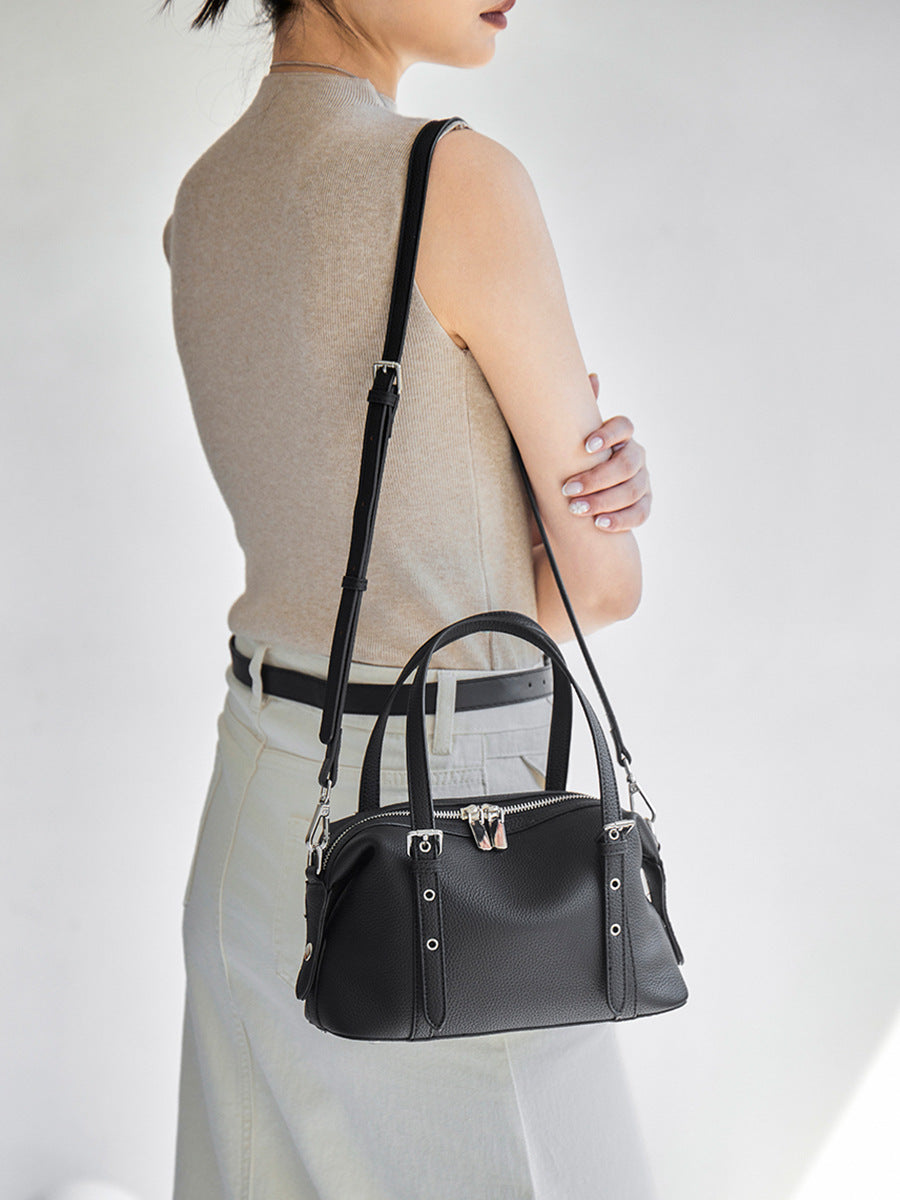Women's Layer Cowhide Commuter High-grade Genuine Leather Women's Messenger Bag