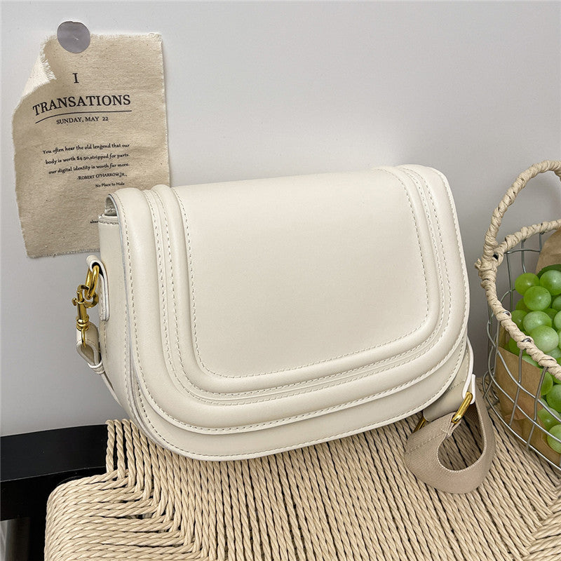 Women's Simple Fashion Flip Saddle Gu Small Square Bags