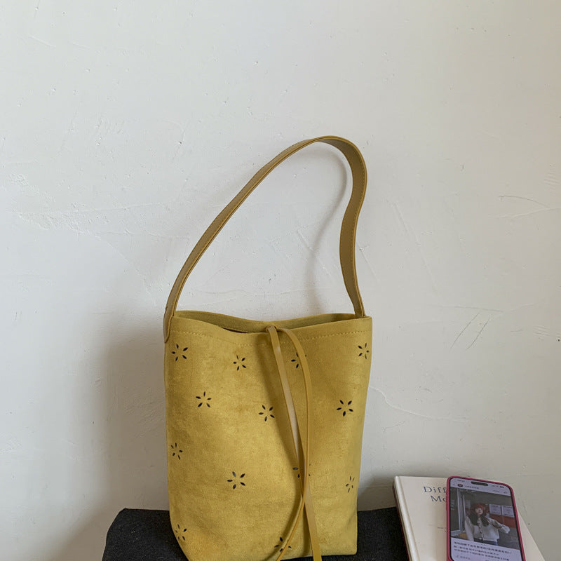 Women's Korean Style Carved Hollow Niche Retro Easy Matching Women's Handbag