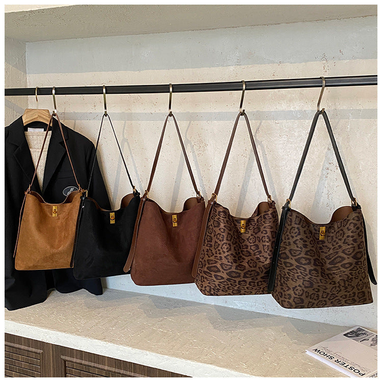Women's Vintage Suede Commuter Elegant Large Capacity Women's Shoulder Bag