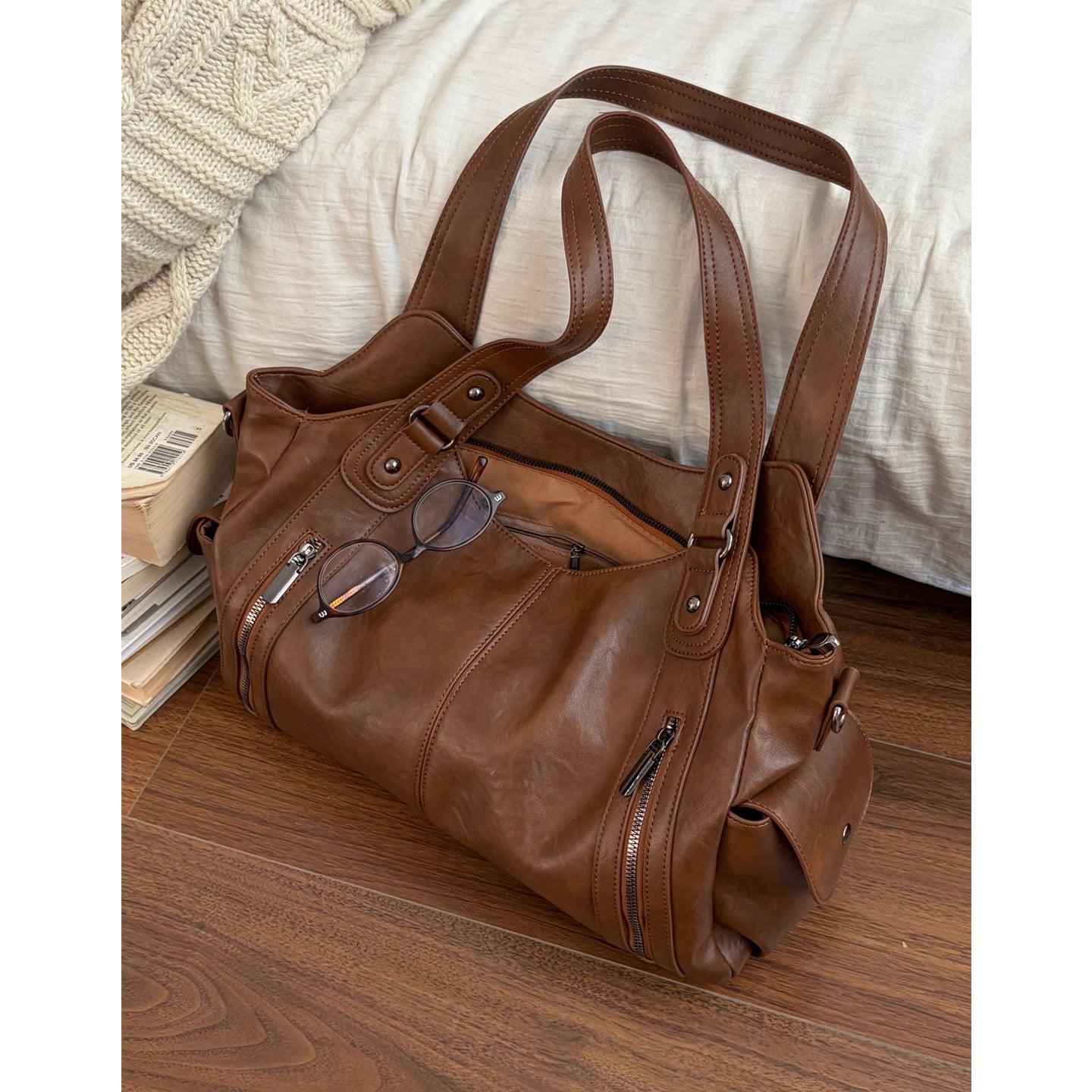 Women's Sense Underarm Winter Simple Large Capacity Tote Bag
