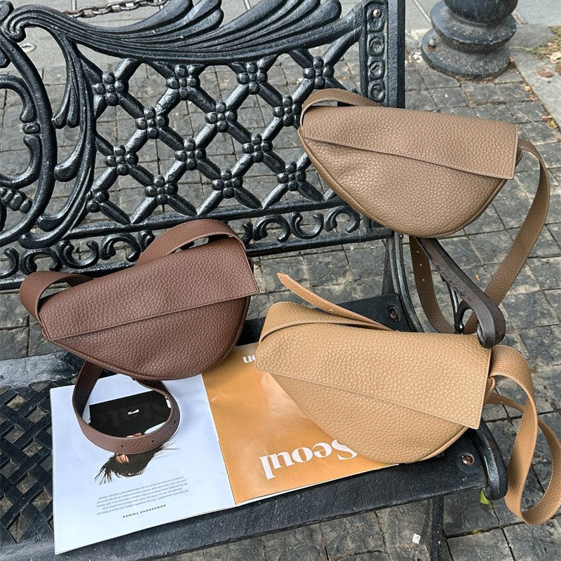 Women's Design Simple Preppy Style Advanced Dumpling Genuine Leather Winter Light Bags